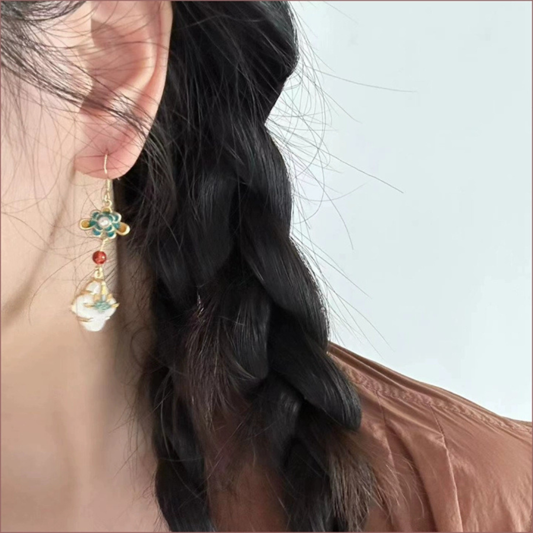 東洋風翡翠ピアス
