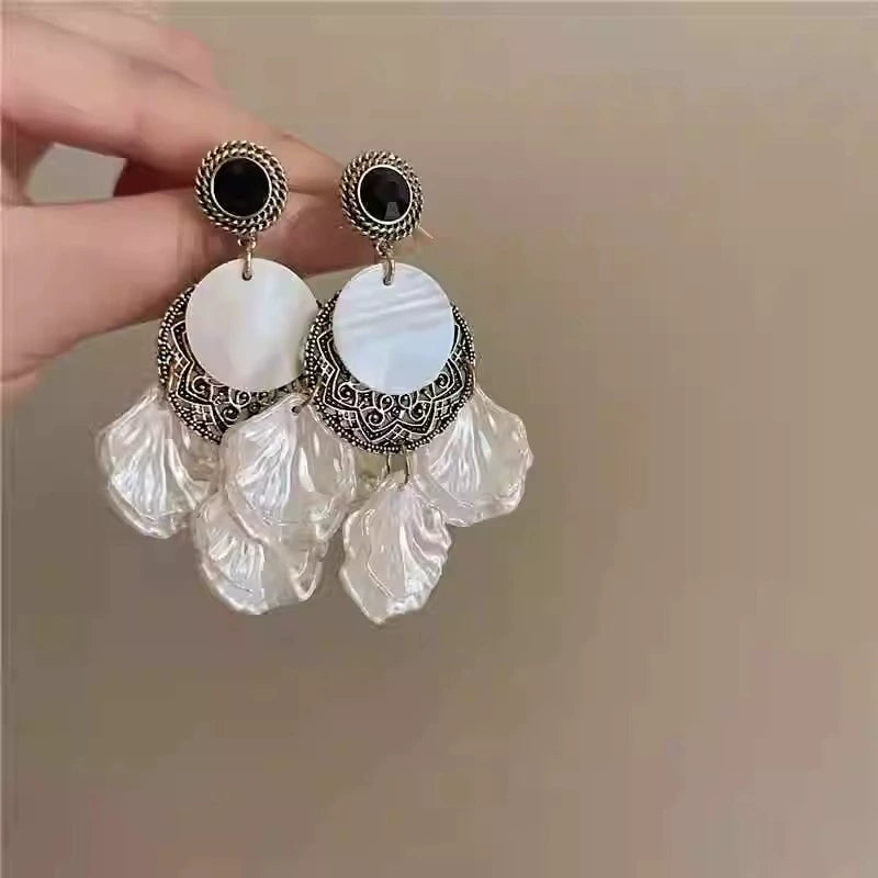 バロック風シェルピアス