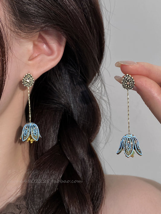 ボヘミアン風お花ピアス