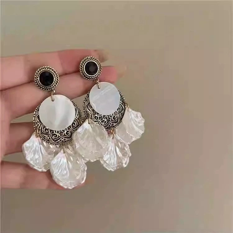 バロック風シェルピアス