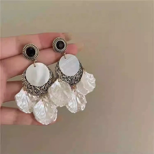 バロック風シェルピアス