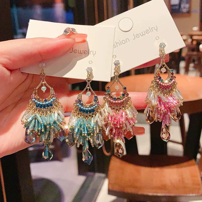 クリスタルベールピアス