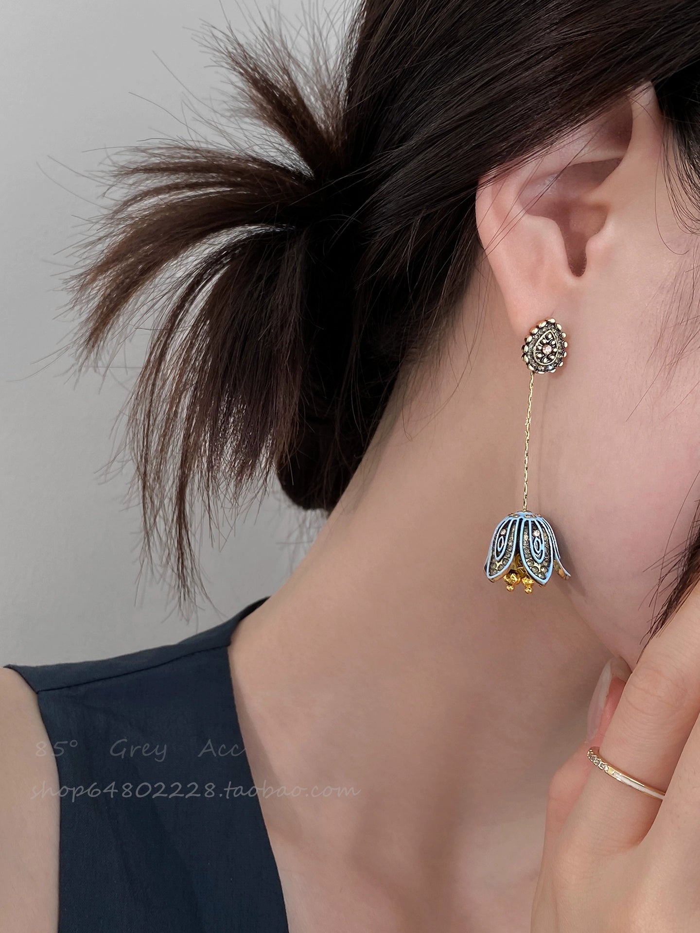 ボヘミアン風お花ピアス